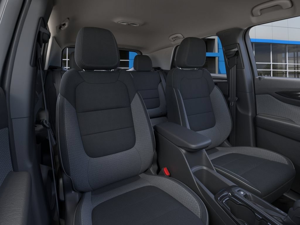New 2026 Summit White Chevrolet LT image 18