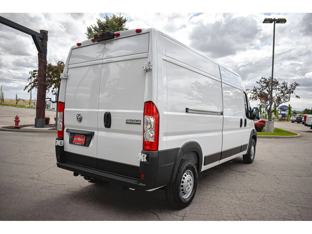 New 2025 Bright White Clear-Coat Exterior Paint RAM Tradesman image 5