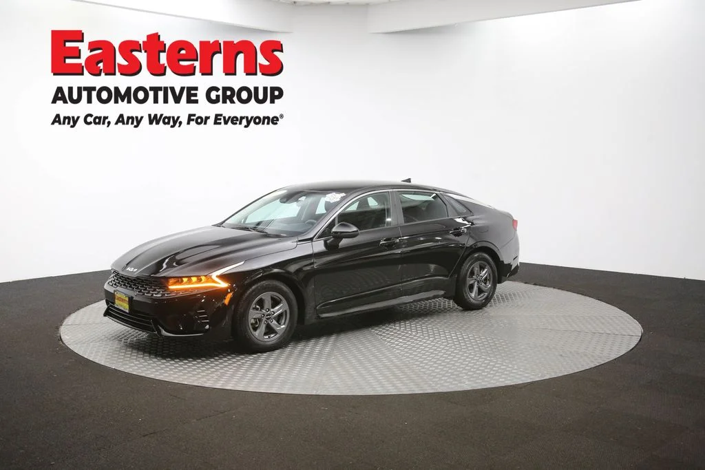 Used 2024 Gray Nissan SV image 56