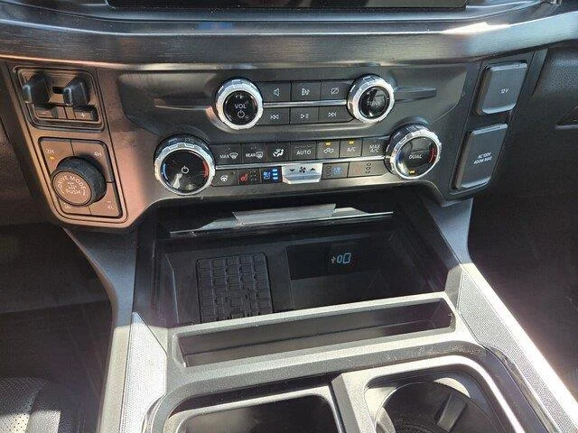 Used 2024 Antimatter Blue Metallic Ford LARIAT image 20
