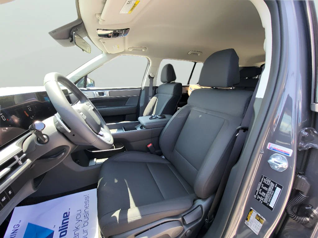 New 2026 Ecotronic Gray Hyundai SE image 22