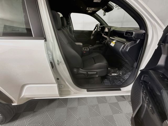 2026 Toyota 4Runner SR5 - Photo 27