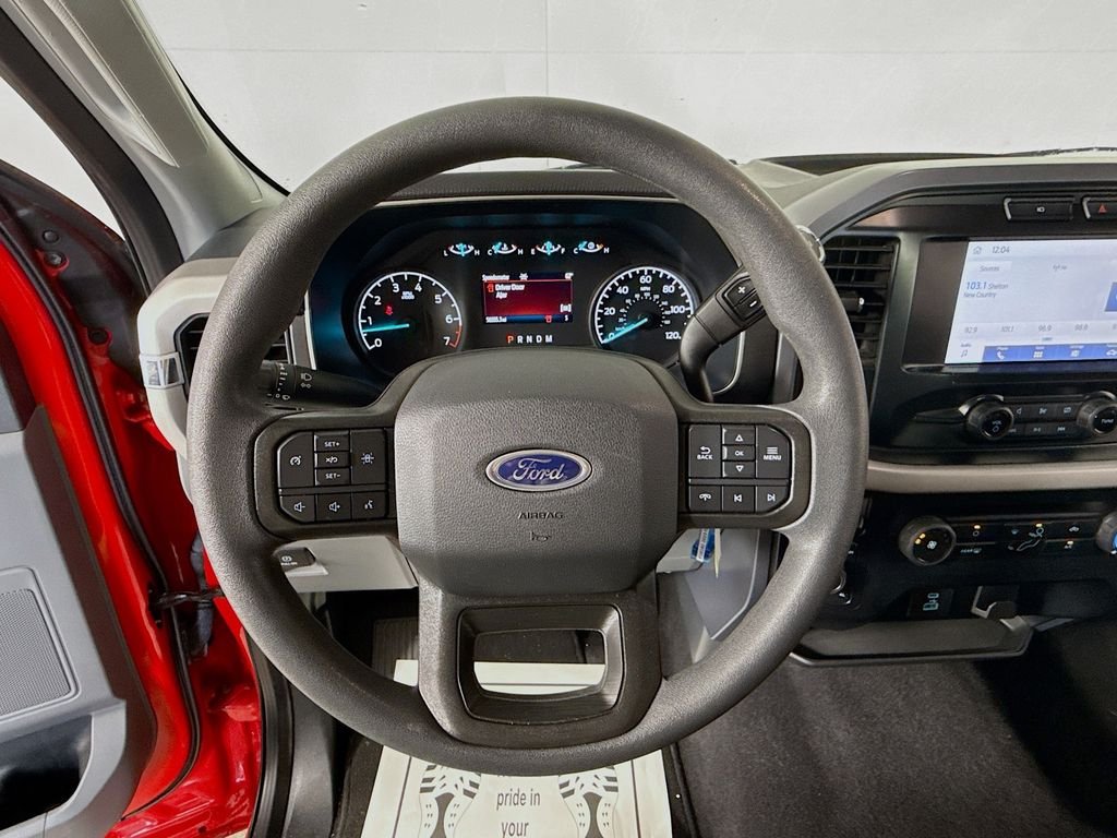 Used 2023 RACE RED Ford XLT image 18