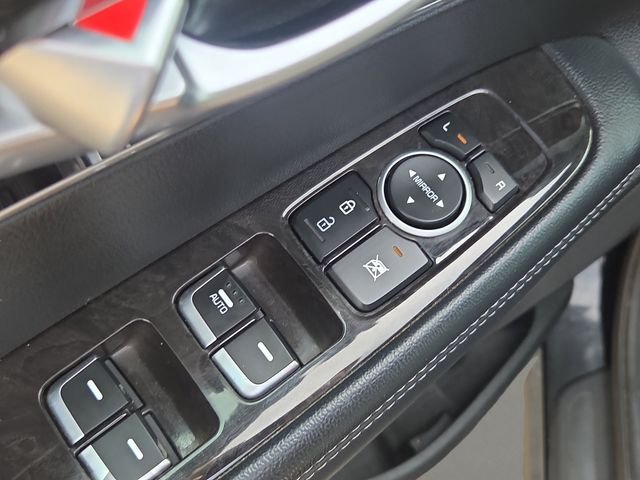 Used 2018 Ebony Black Kia LX image 15