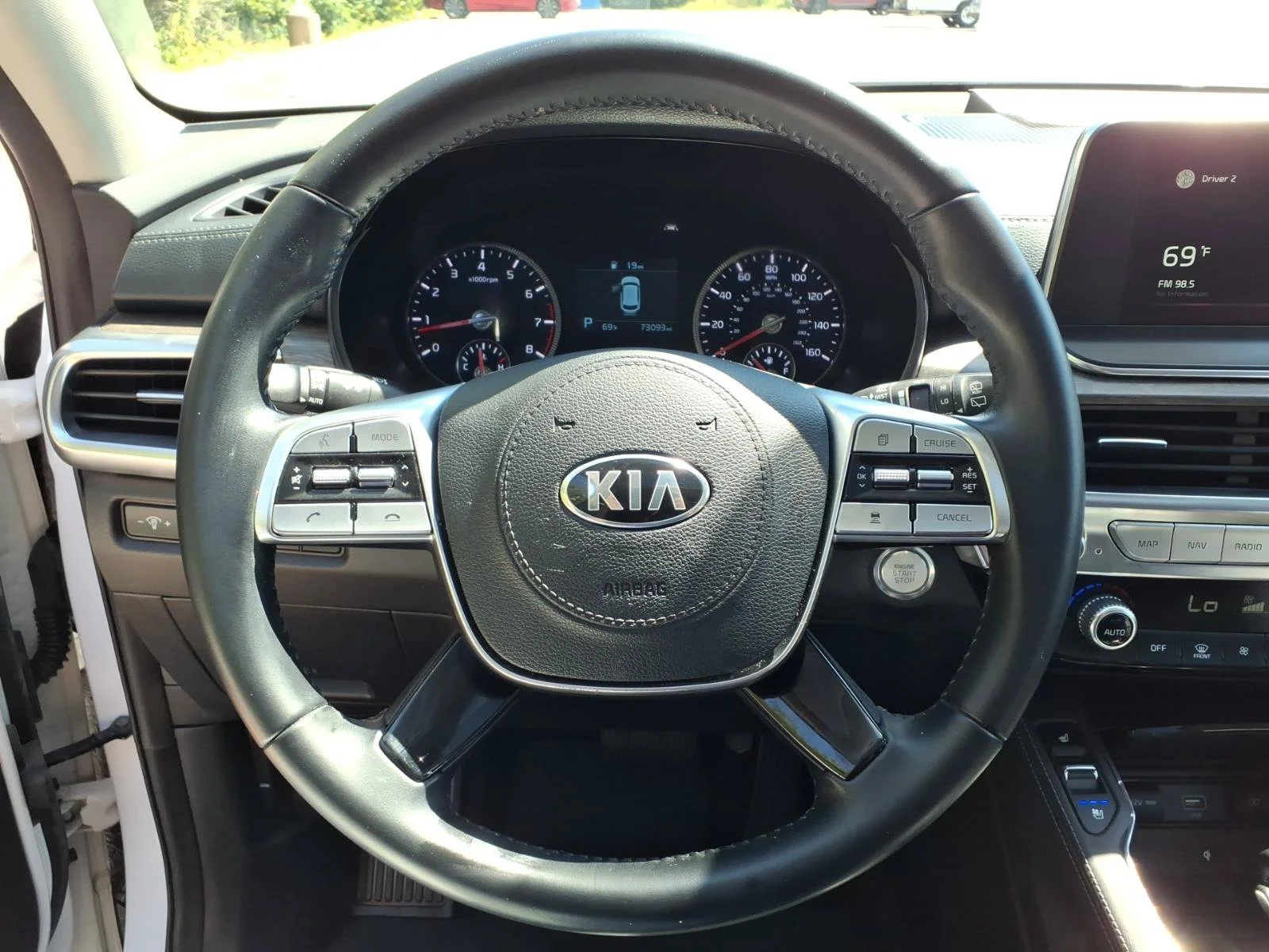Used 2021 Glacial White Pearl Kia EX image 22