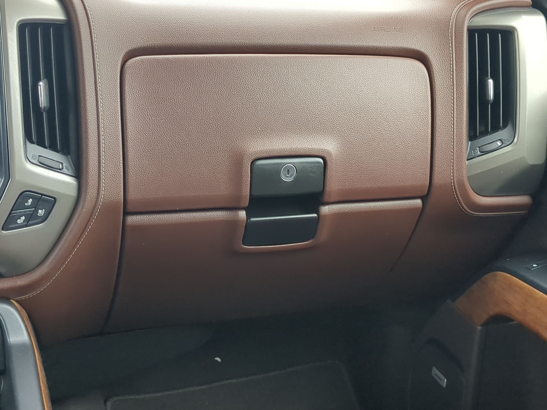 Used 2019 SUMMIT WHITE Chevrolet High Country image 30