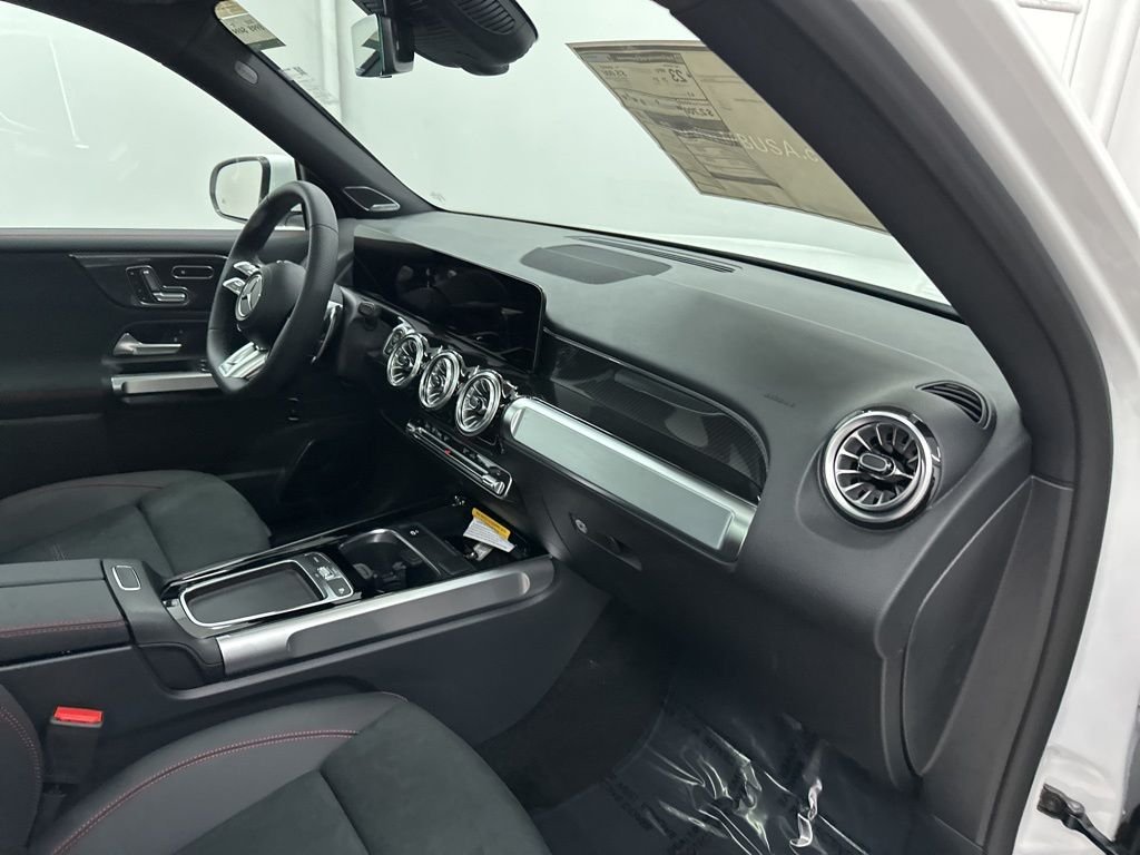 New 2026 Polar White Mercedes-Benz AMG® GLB 35 4MATIC® SUV image 28