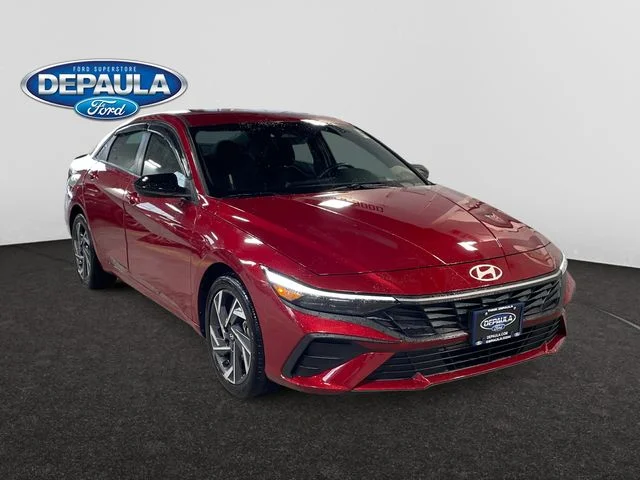 Certified Used 2025 Red Hyundai SEL Sport image 9