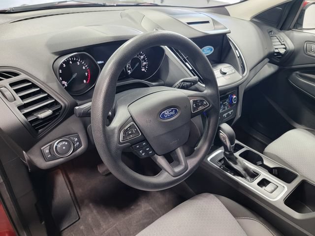 Used 2018 Red Ford SE image 11