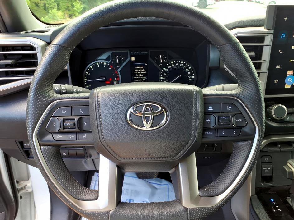 Used 2025 Ice Cap Toyota SR5 image 22