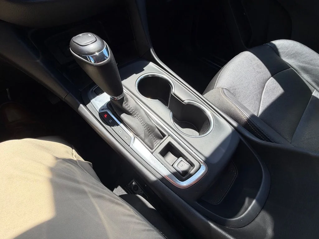 Used 2019 Silver Chevrolet Premier image 12