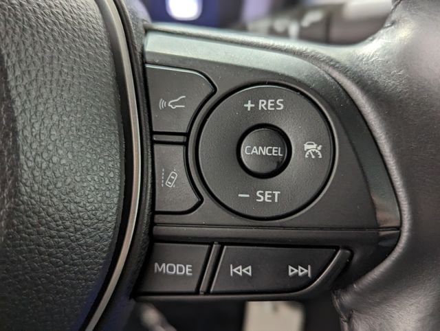 Used 2022 Silver Toyota SE image 13
