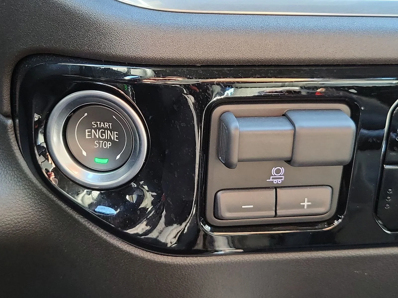 2025 Chevrolet Silverado 1500 RST - Photo 17