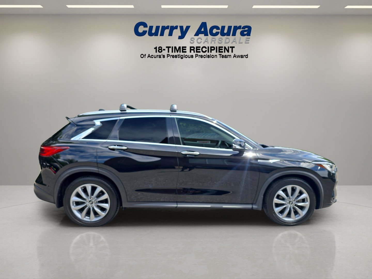 Used 2022 Black INFINITI ESSENTIAL AWD image 8