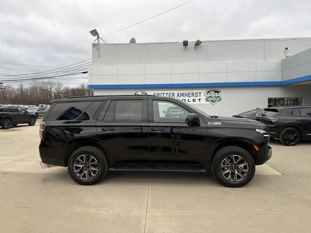Used 2023 Black Chevrolet Z71 image 11