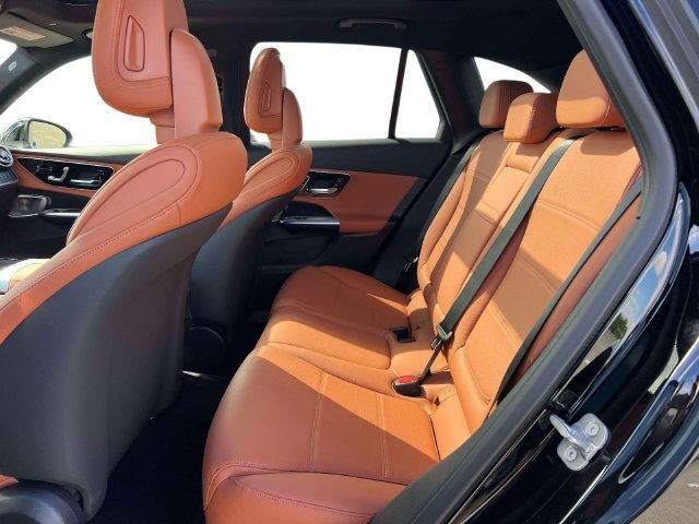 New 2027 Black Mercedes-Benz GLC 300 image 13