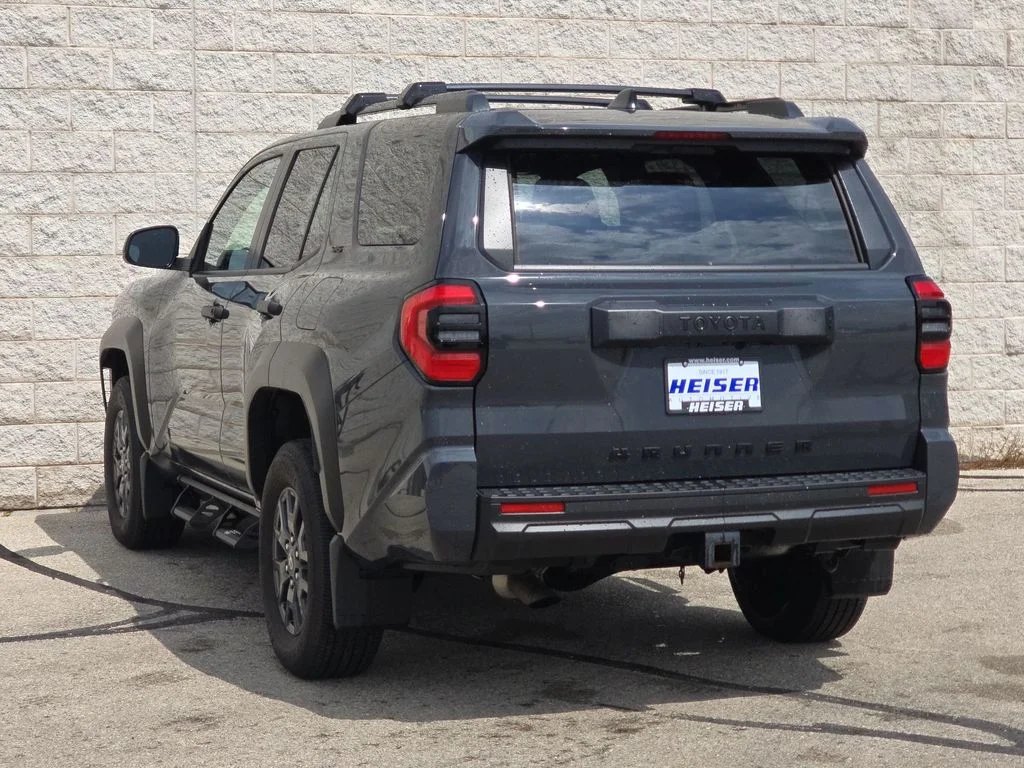 Certified Used 2025  Toyota SR5 image 11