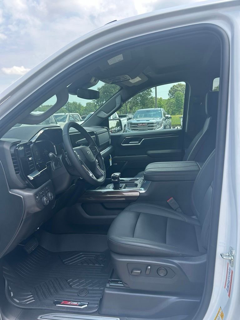 2026 Chevrolet Silverado 1500 RST - Photo 16