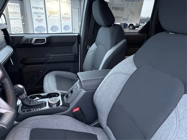 New 2025 Oxford White Ford Big Bend® image 32