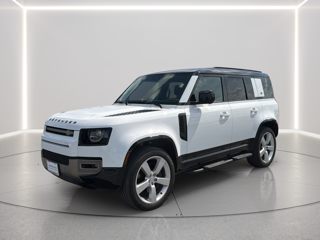 Used 2024 Fuji White Land Rover X-Dynamic SE image 9
