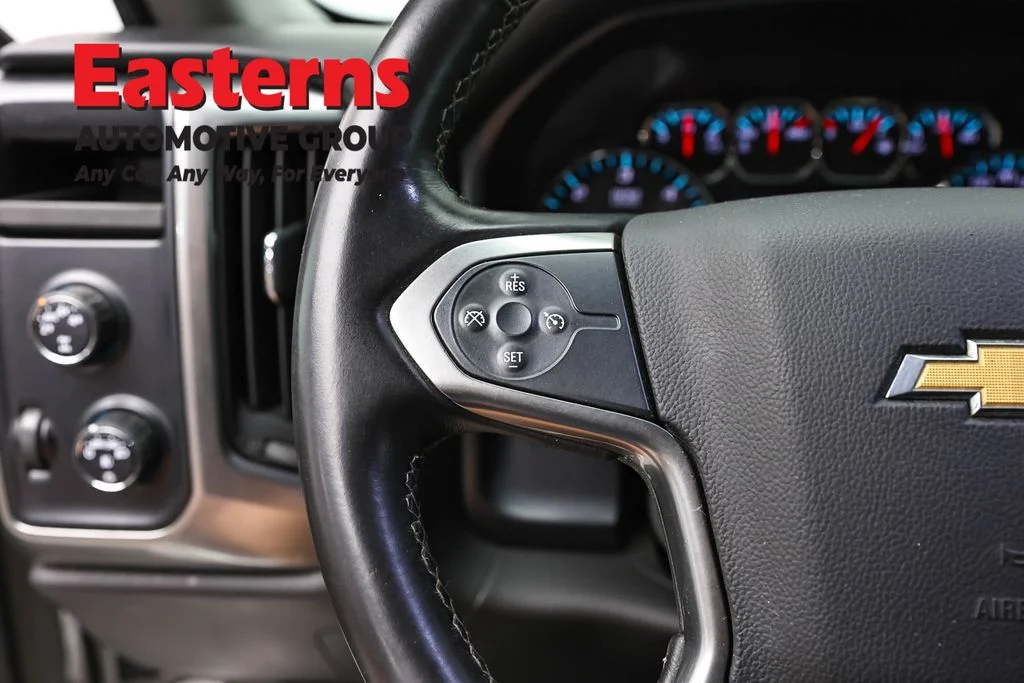 Used 2015 White Chevrolet LT image 15
