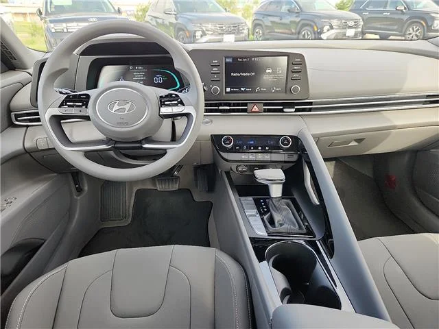 New 2026 Serenity White Pearl Hyundai  image 9