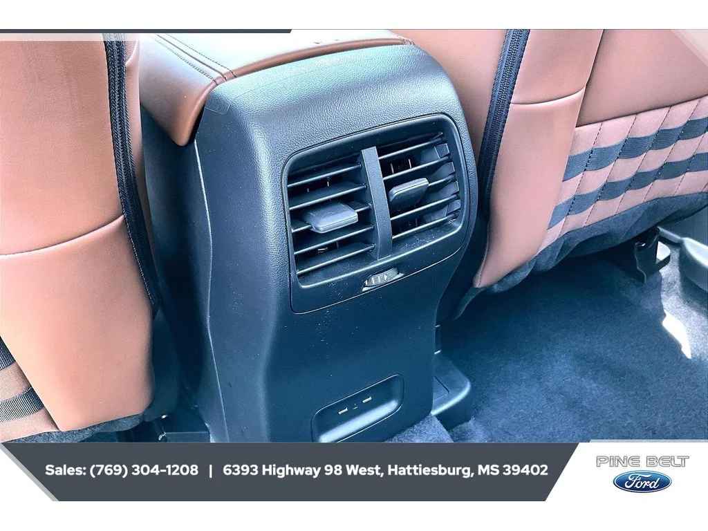 New 2026 Ruby Red Metallic Tinted Clearcoat Ford Outer Banks® image 25