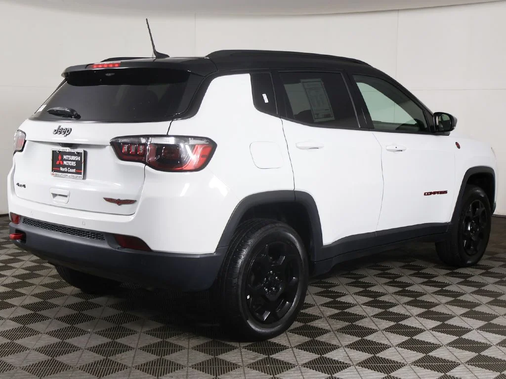 Used 2023 White Jeep Trailhawk image 8