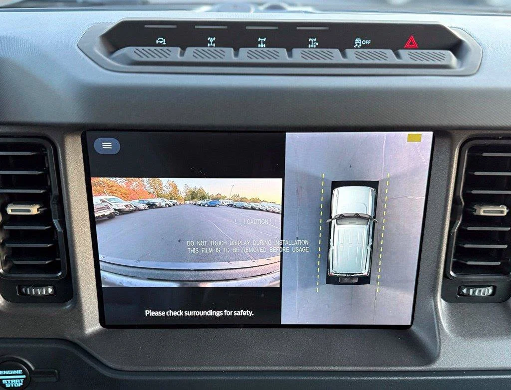 New 2026 Avalanche Gray Ford Badlands® image 22