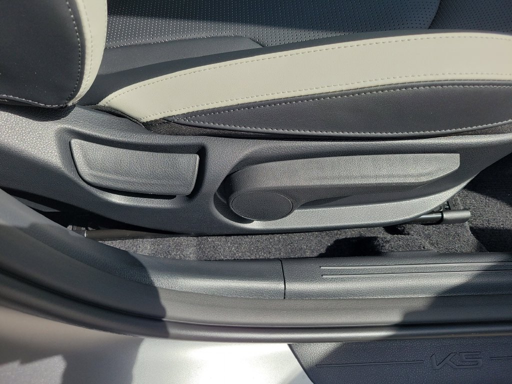 New 2026 Steel Matte Gray Kia GT-Line FWD image 9