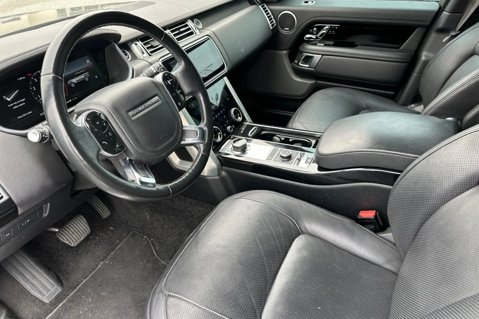 Certified Used 2019 Black Land Rover 5.0L V8 Supercharged image 11