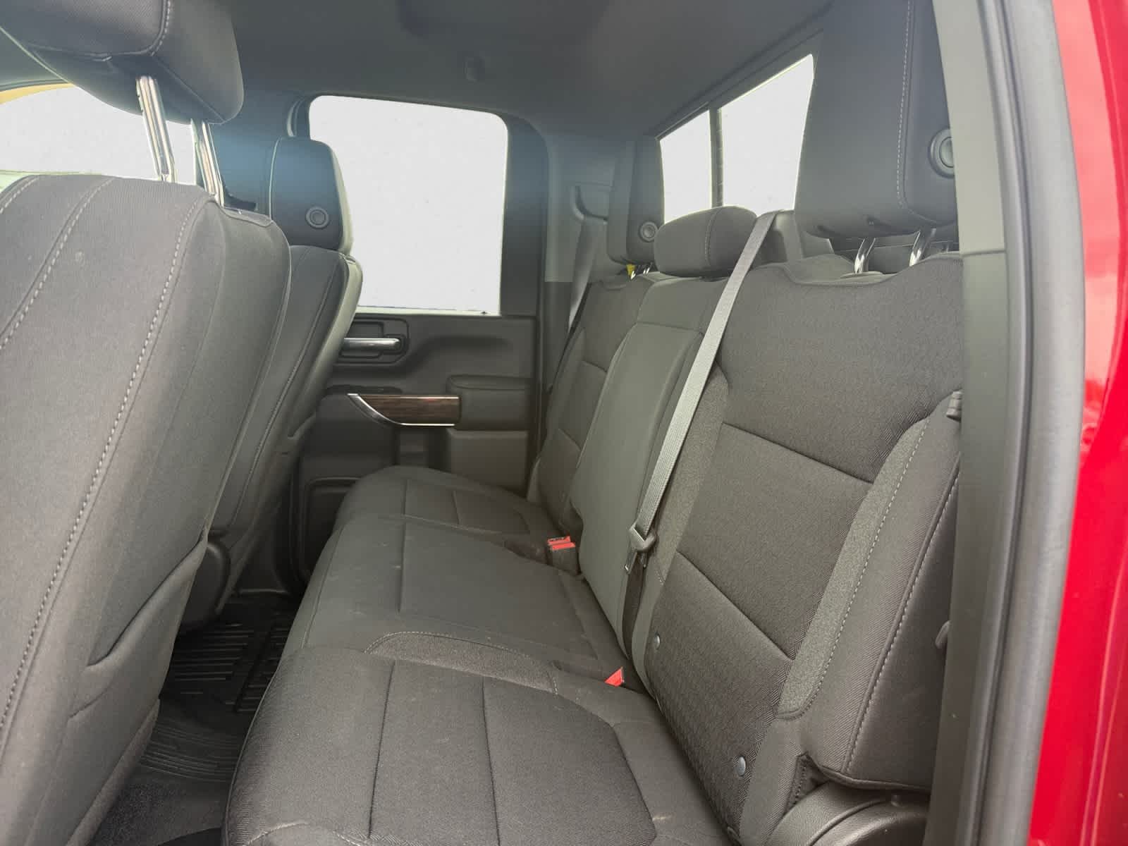 Used 2022 Cayenne Red Tintcoat GMC SLE image 21