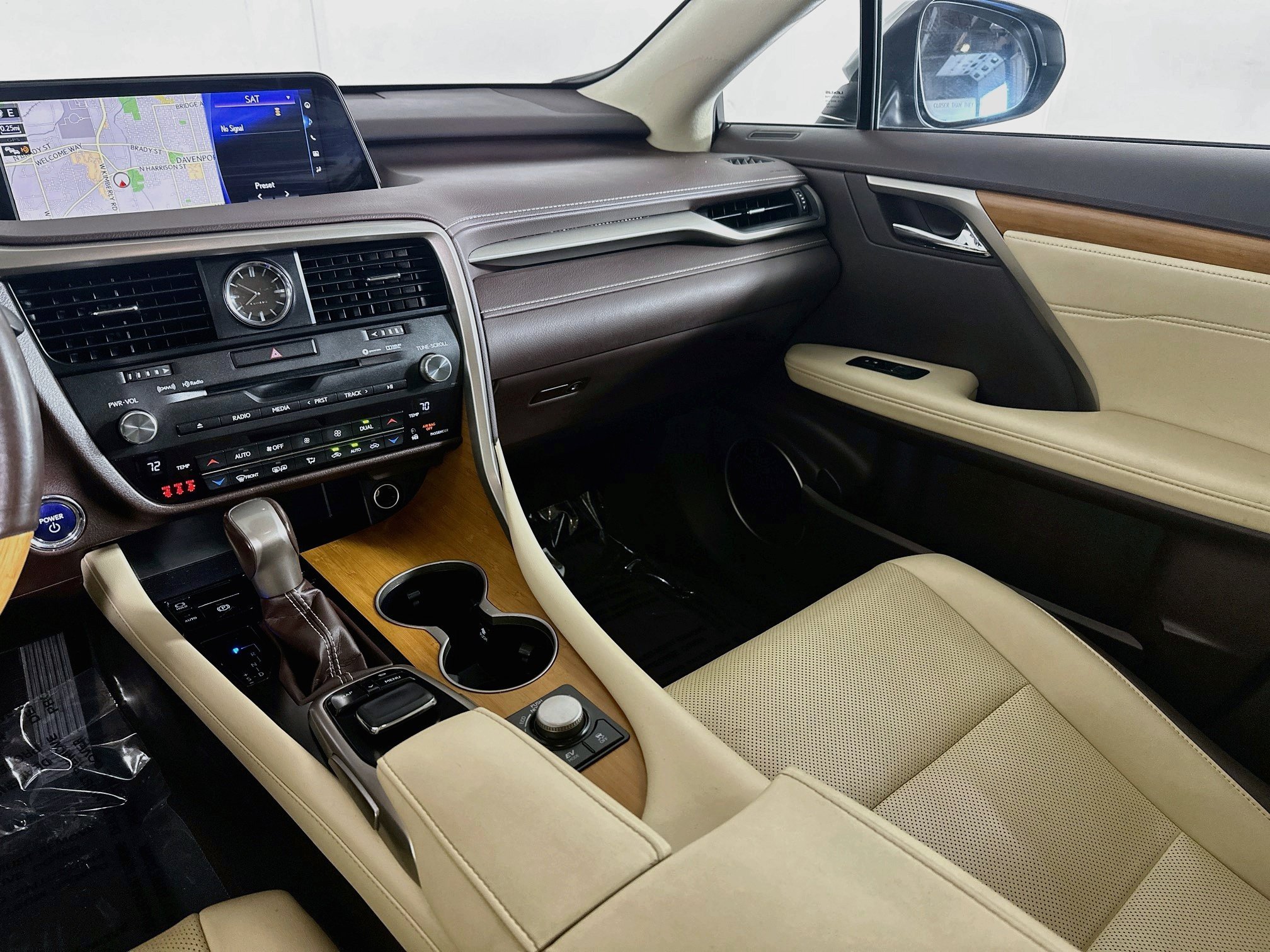 Used 2019 Atomic Silver Lexus 450h image 24