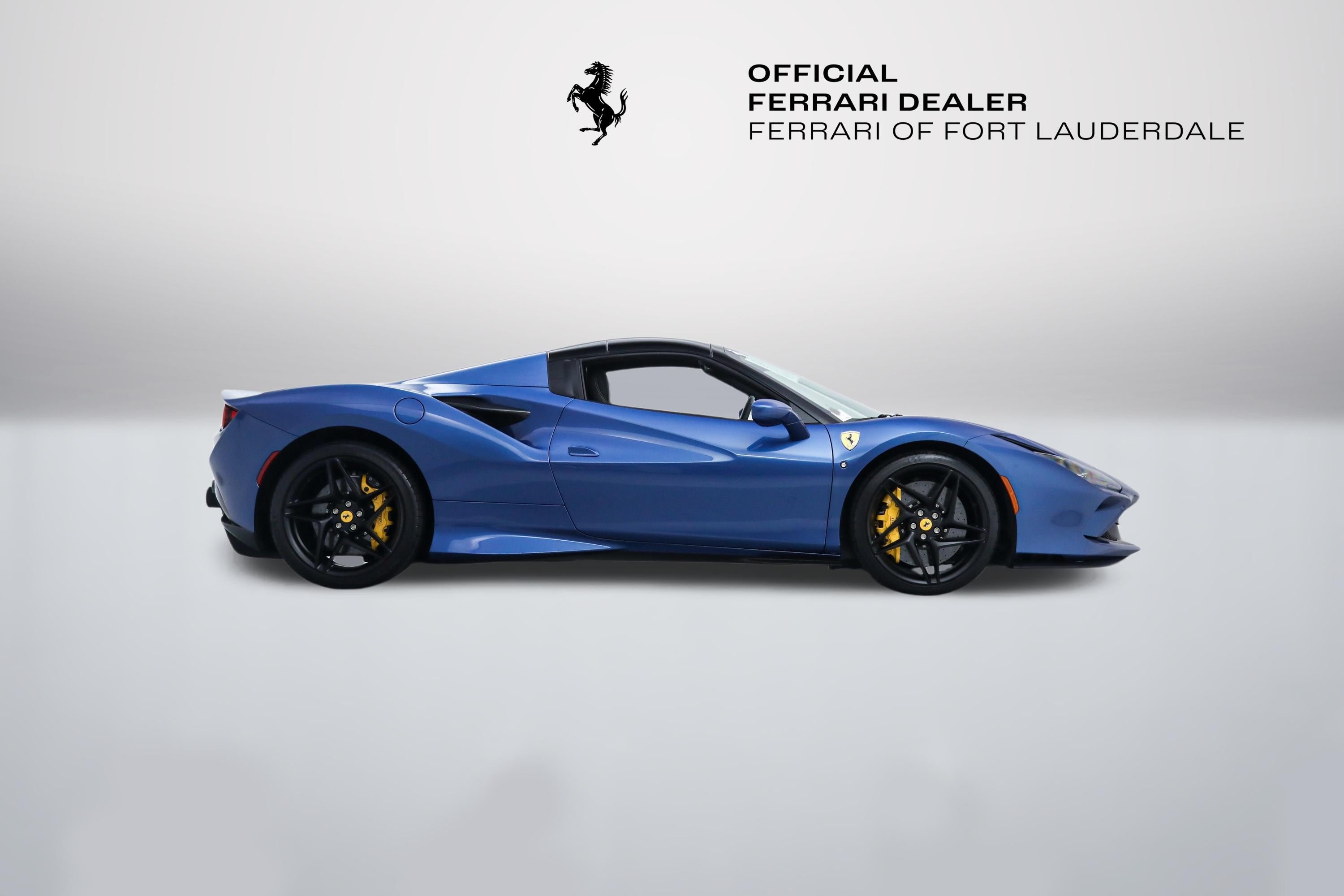 Certified Used 2023 Blu Mirabeau Ferrari  image 11
