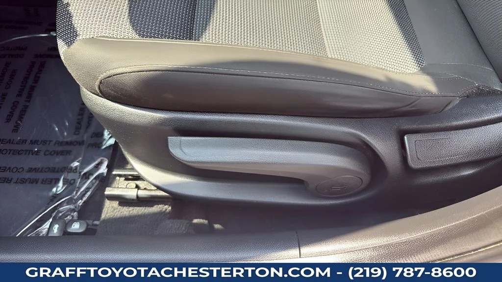 Used 2021 Silver Hyundai SEL image 15