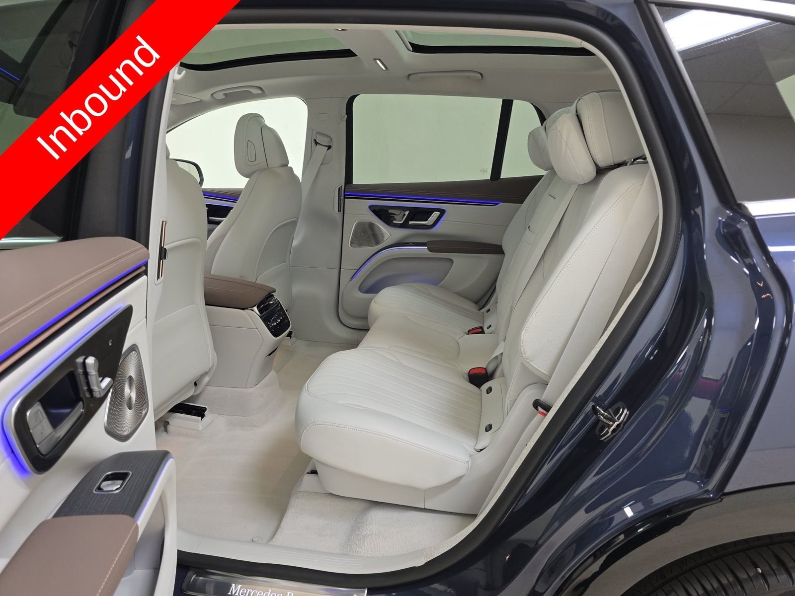 Used 2023 Blue Mercedes-Benz 450 image 9