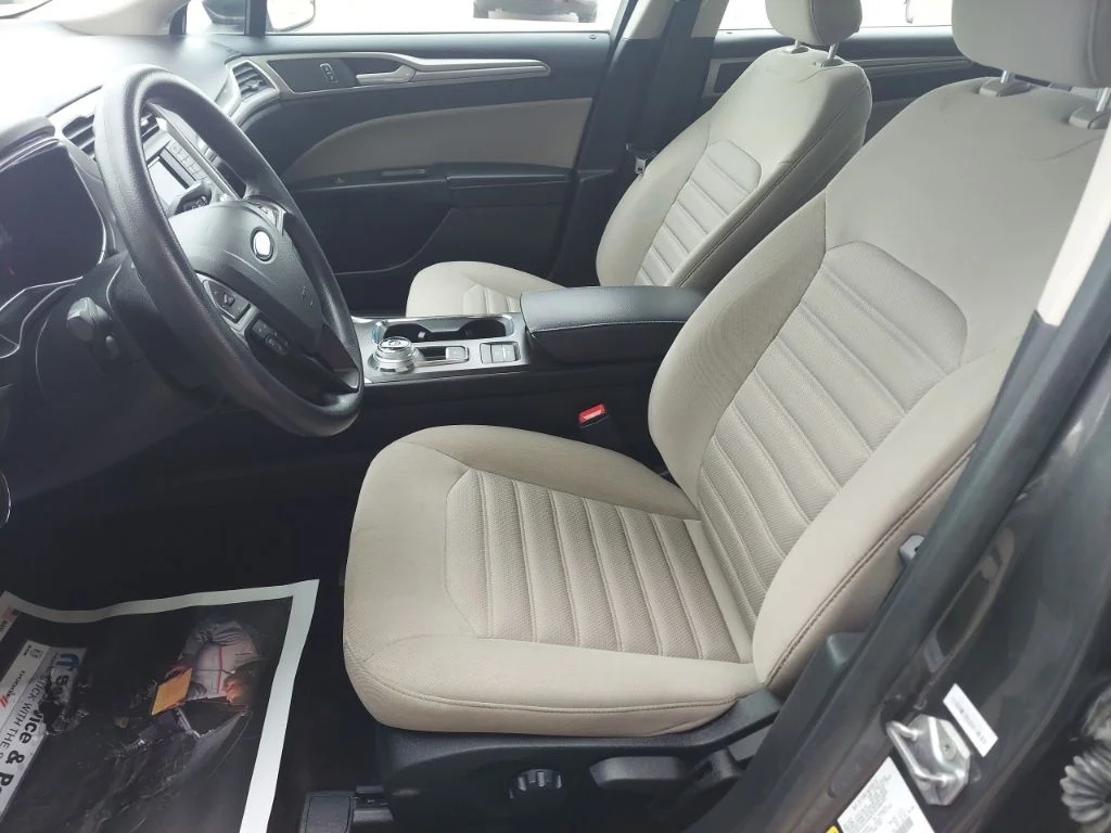 Certified Used 2018 Gray Ford S image 17
