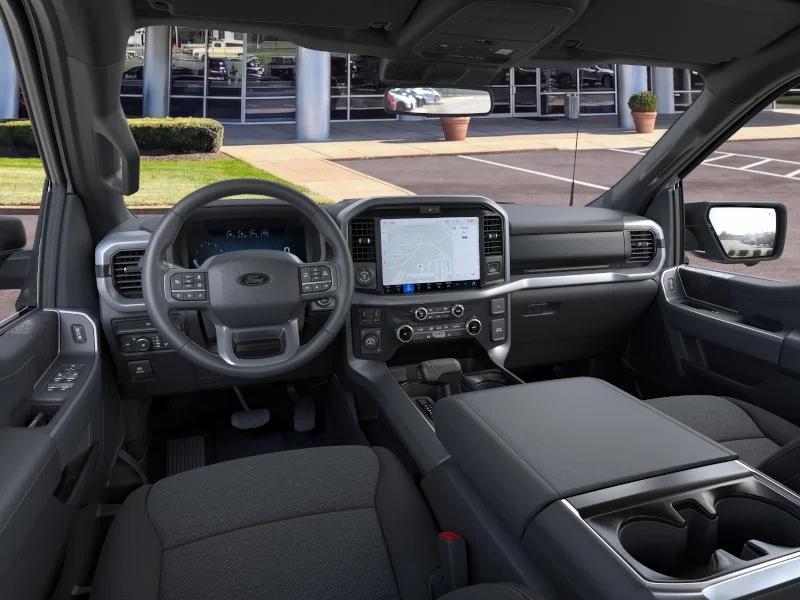 New 2026 Oxford White Ford XLT image 9