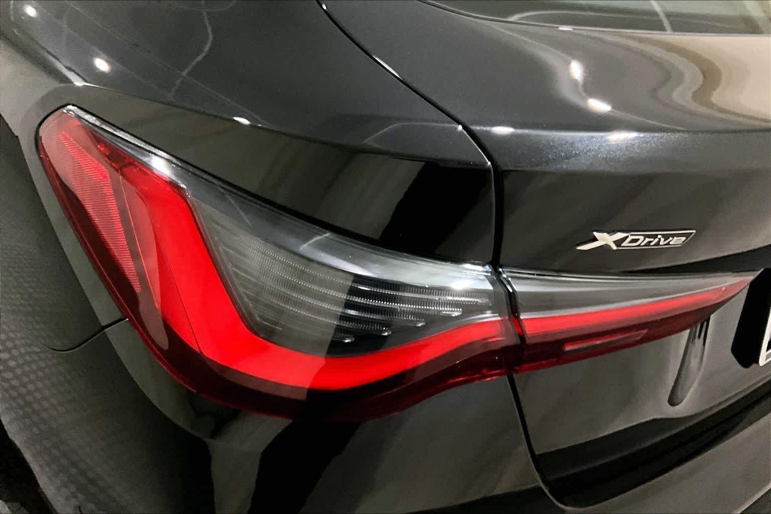 Used 2026 Black Sapphire Metallic BMW 430i xDrive image 27