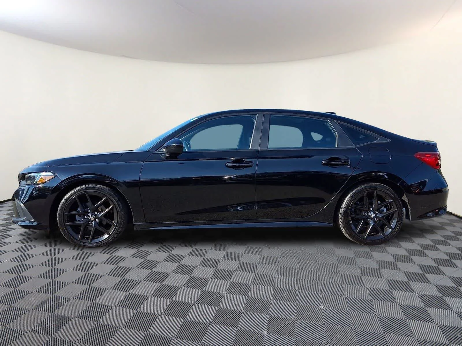Used 2022 Crystal Black Pearl Honda Sport image 8