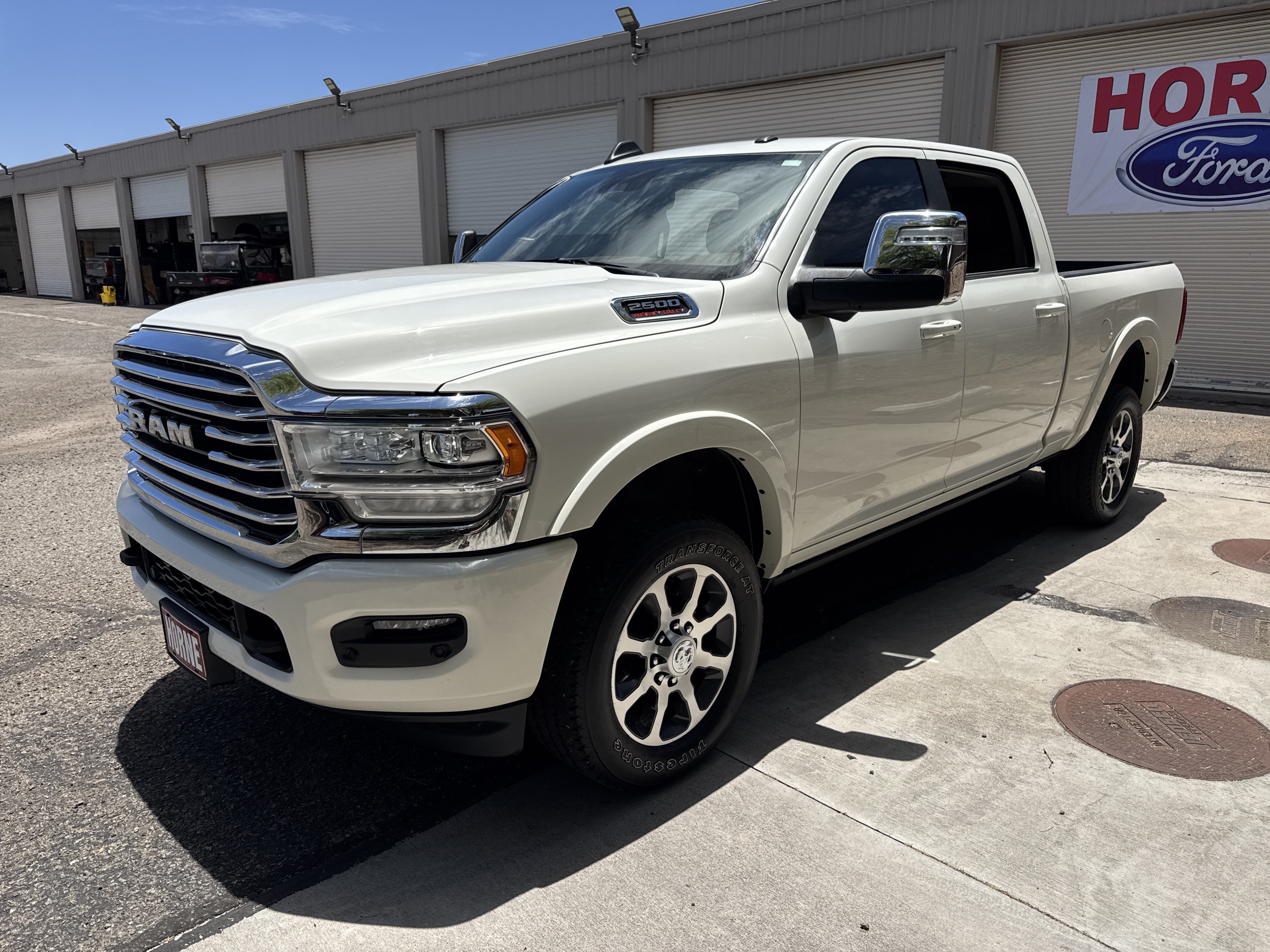 Used 2024 White RAM Longhorn image 3