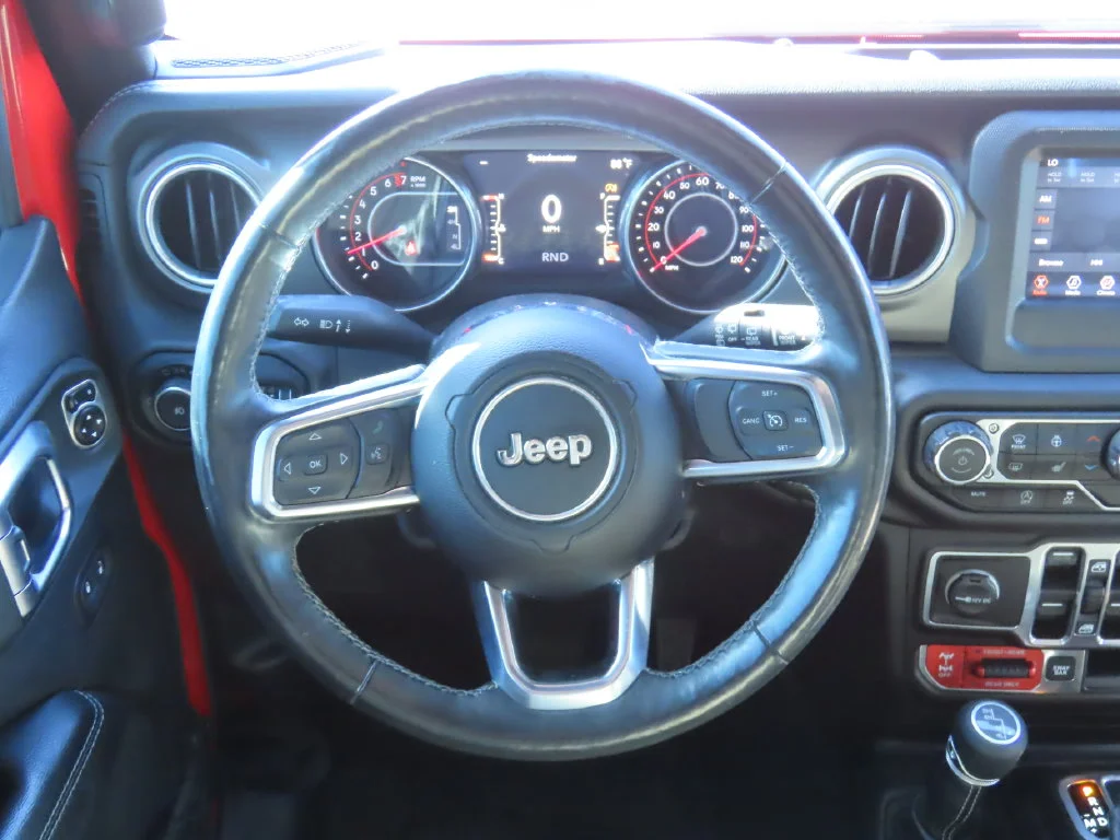 Used 2018 Red Jeep Unlimited Rubicon image 6
