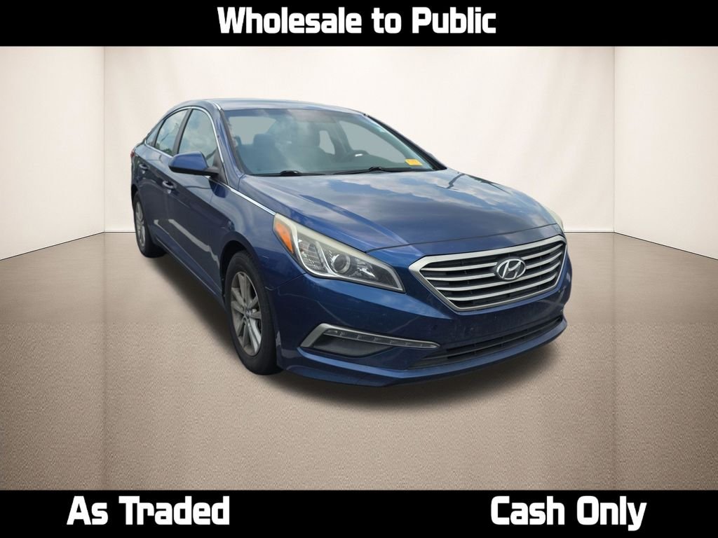 Used 2015 Blue Hyundai SE image 1