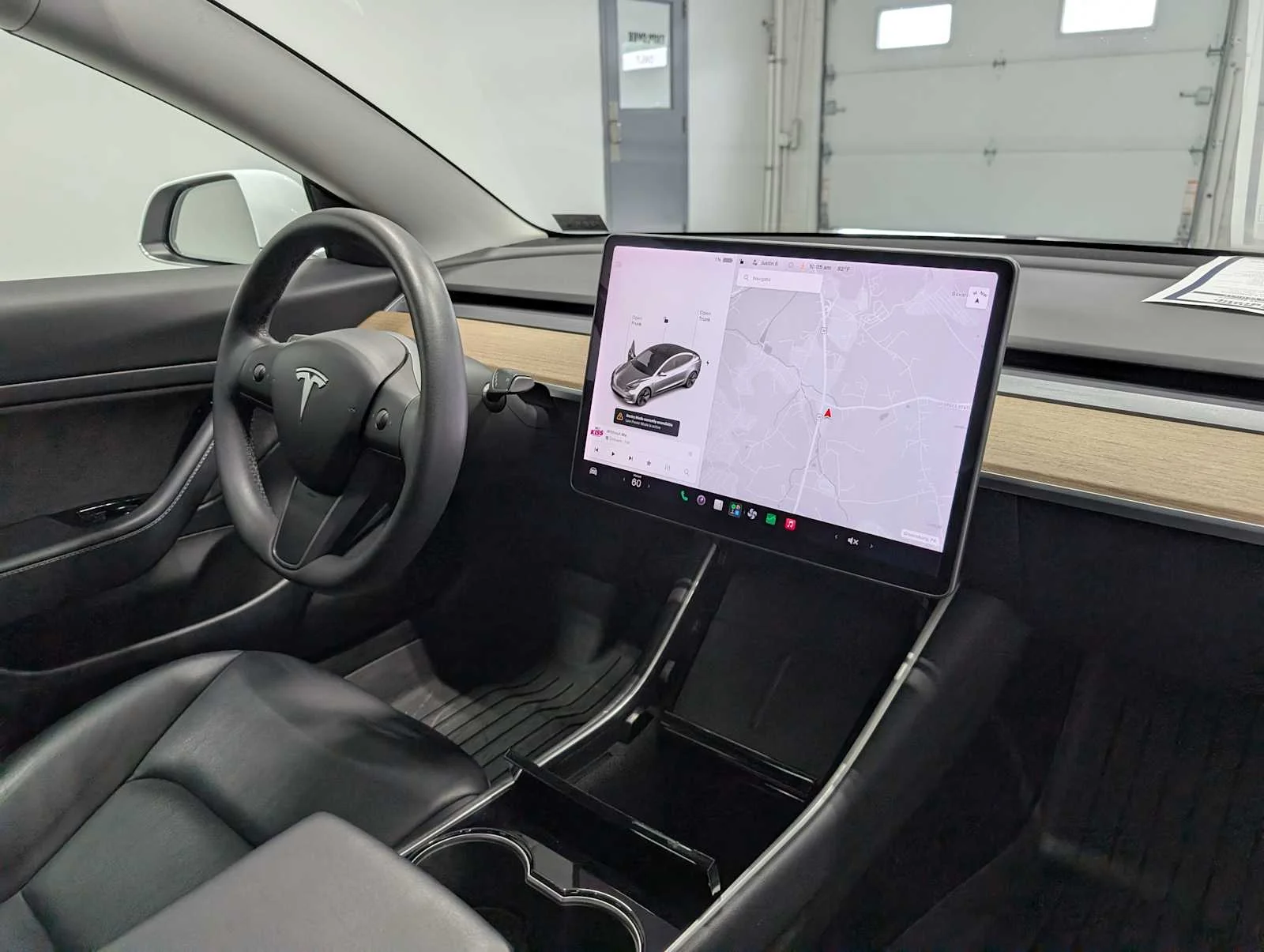 Used 2020 Pearl White Multi-Coat Tesla Standard Range Plus image 40