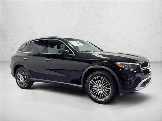 New 2026 Black Mercedes-Benz GLC 300 image 33