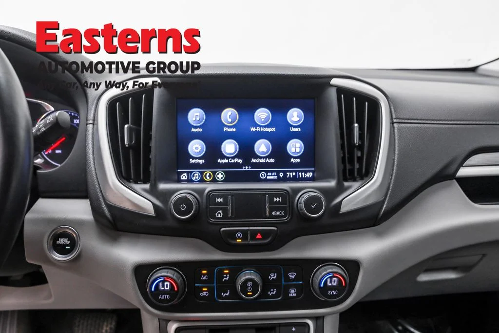 Used 2023 White GMC SLT image 12