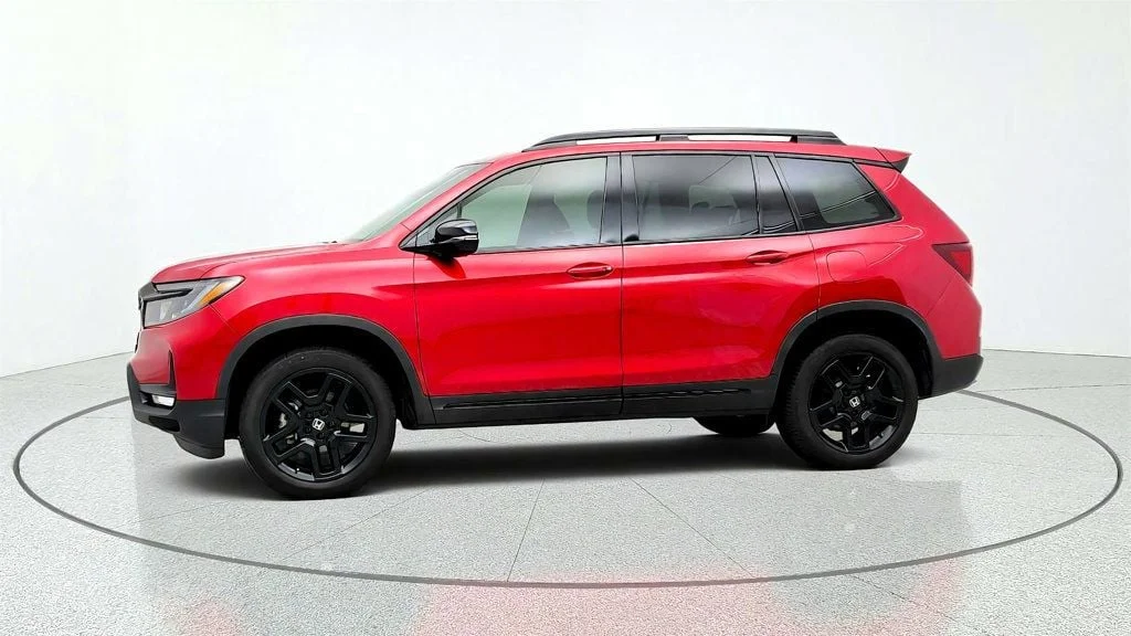 Used 2024 Radiant Red Metallic II Honda Black Edition AWD image 8