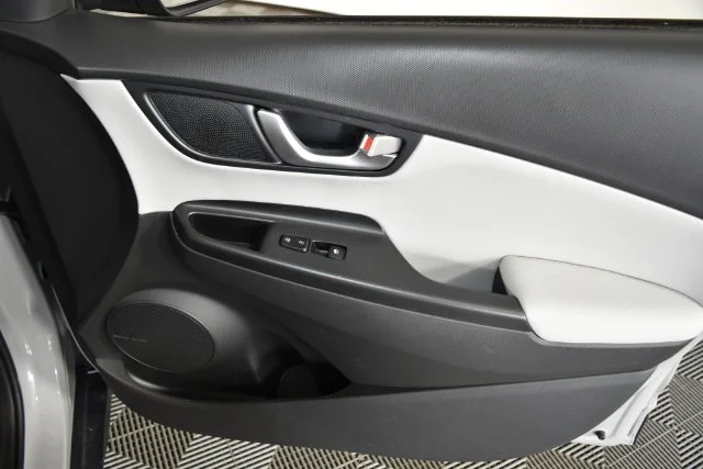 Used 2023 Silver Hyundai Limited image 40