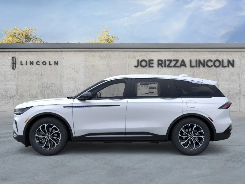 New 2026 White Lincoln Premiere image 3