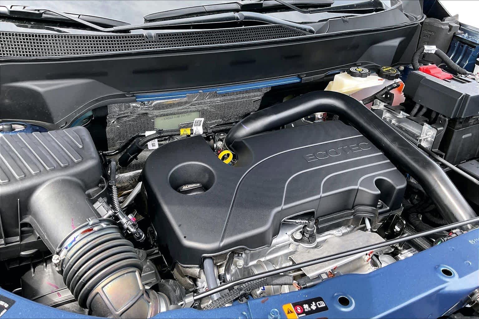 2027 Chevrolet Equinox LT - Photo 17